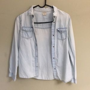 Light-wash button up